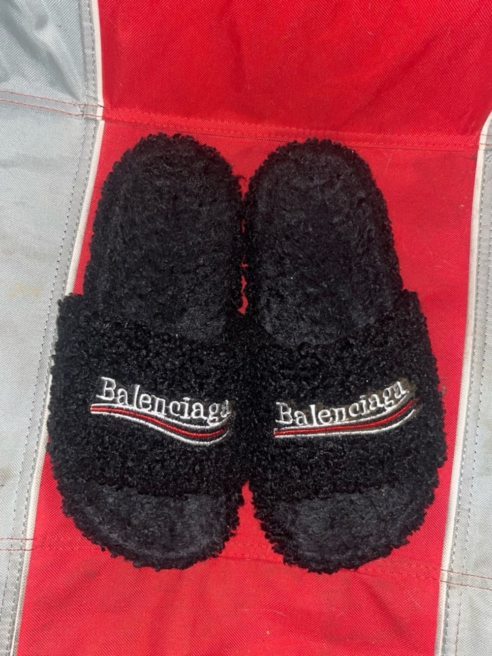 Balenciaga Kids Black Fuzzy Logo Slide Slippers